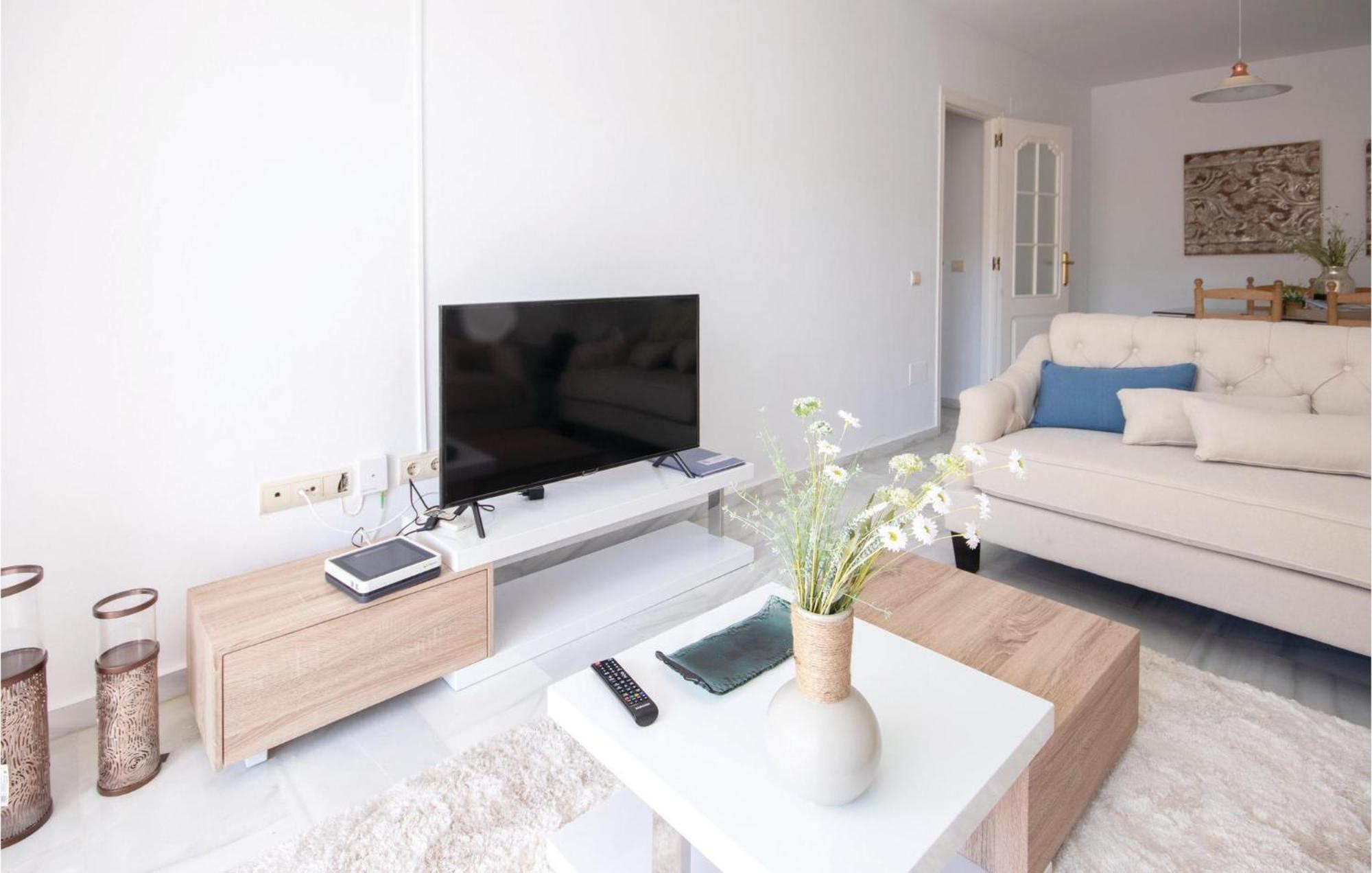 Apartment Lovely In San Luis de Sabinillas