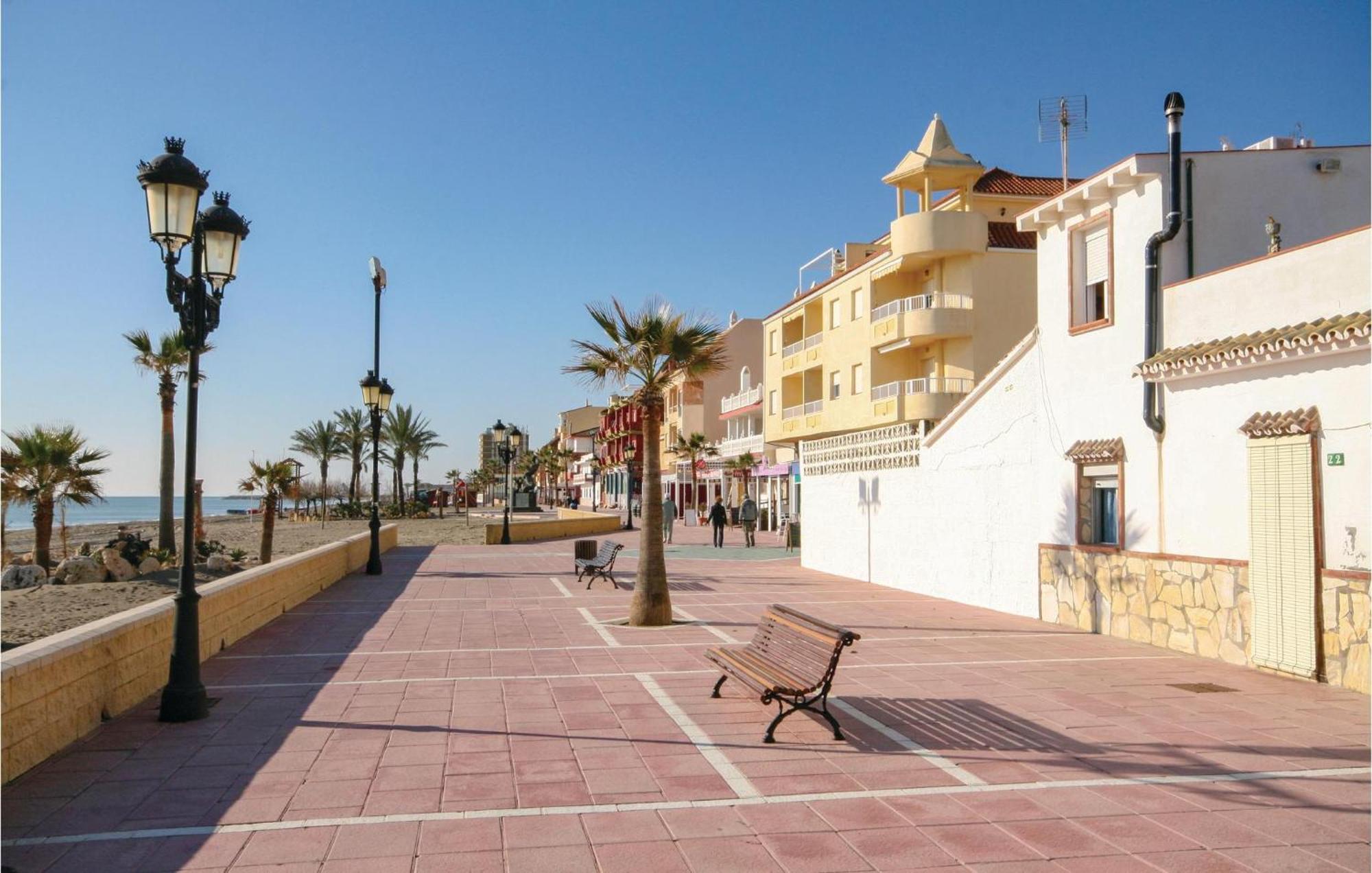 Lovely In San Luis de Sabinillas
